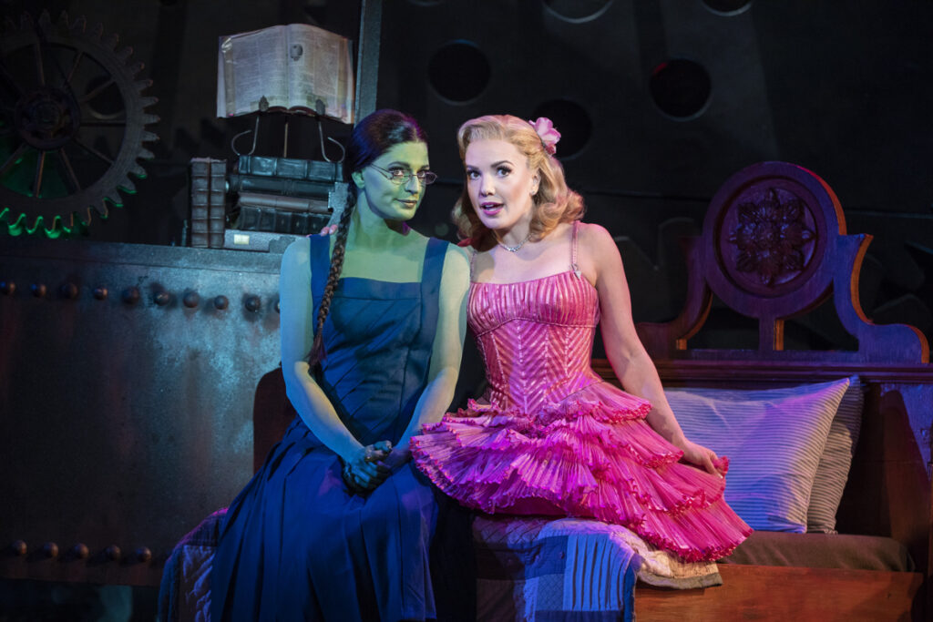 Jackie Burns as Elphaba & Kara Lindsay as Glinda in Wicked